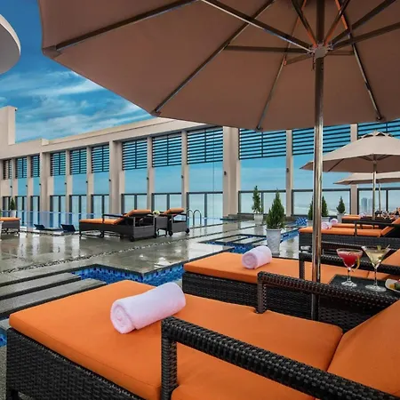 Luxurious Ocean View Suites - My Khe Beach Front - Hinata Apartment Da Nang Exterior photo