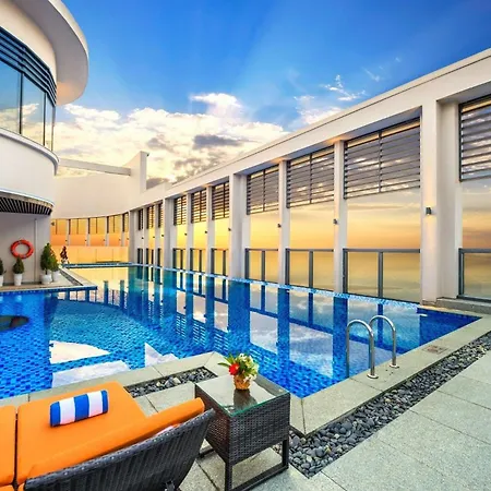 Luxurious Ocean View Suites - My Khe Beach Front - Hinata Apartment Da Nang Exterior photo