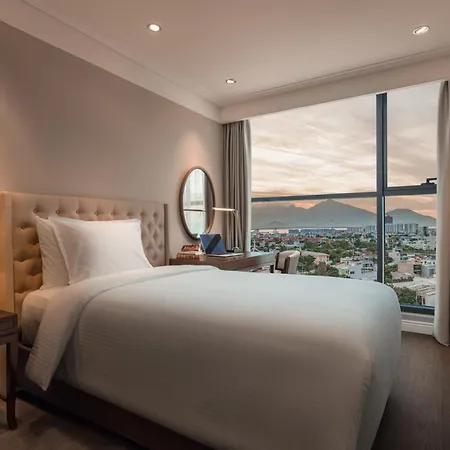 Luxurious Ocean View Suites - My Khe Beach Front - Hinata Apartment Da Nang Exterior photo