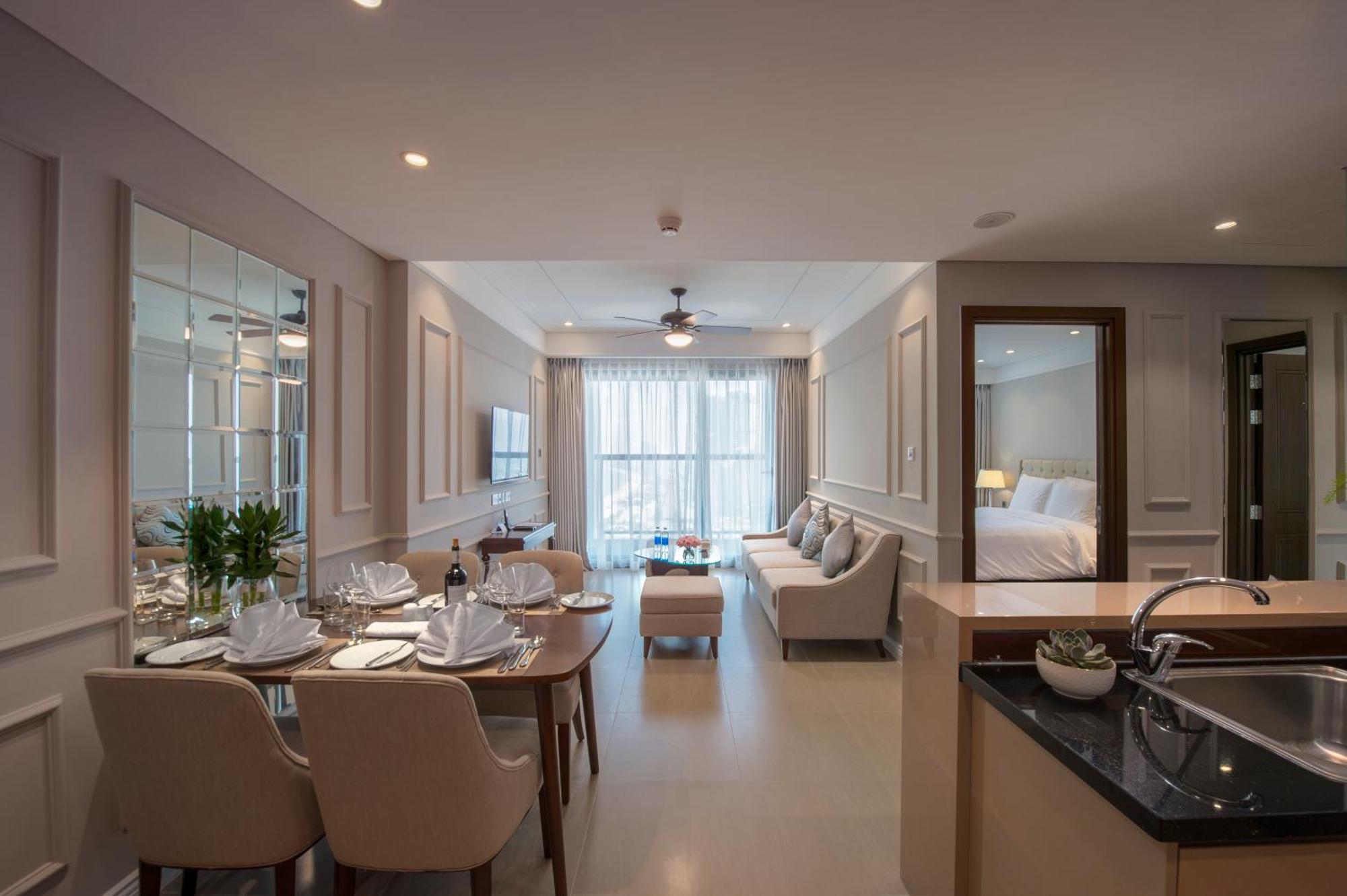 Luxurious Ocean View - My Khe Front - Hinata Apartment Da Nang