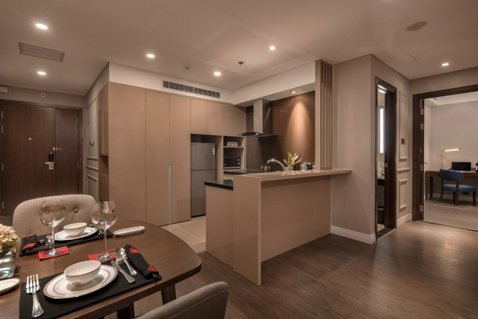 Luxurious Ocean View - My Khe Front - Hinata Apartment Da Nang